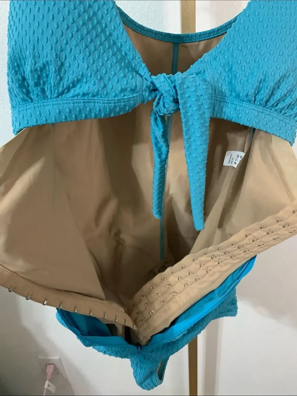 N/A teal textured